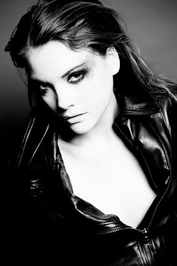 Book photo Actrice / Comédienne — Paris — shooting professionnel — exemple 42 — photo en grand