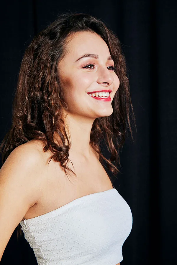 Book photo Pro#1 portrait femme Paris — shooting professionnel — exemple 623 — photo en grand