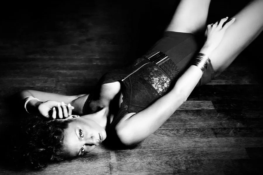 Book photo Pro#2 femme Paris — Paris — shooting professionnel — exemple 32 — photo en grand