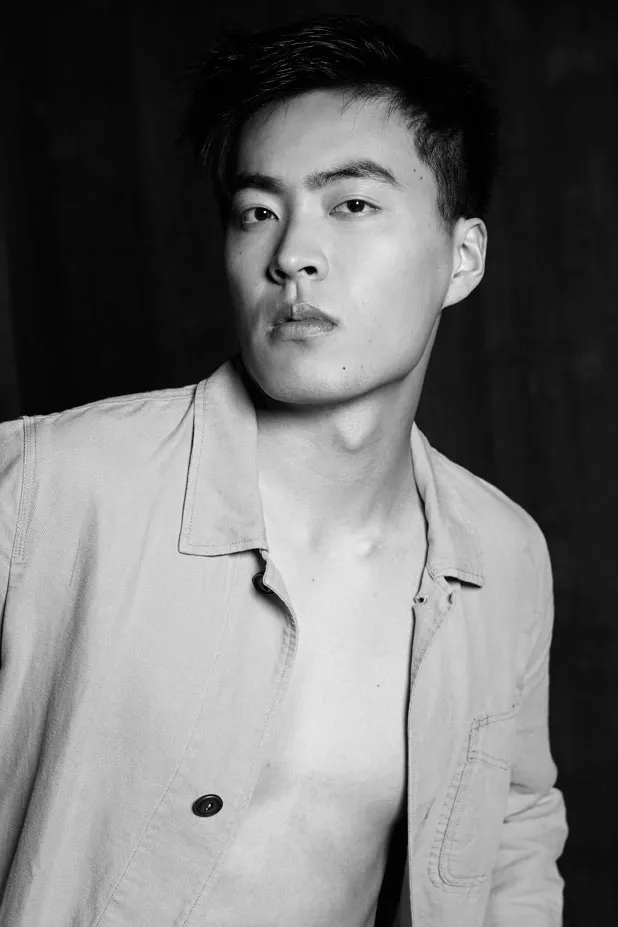 Book photo homme — Paris — studio — shooting professionnel — exemple 75 — photo en grand