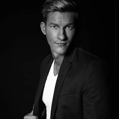 Book photo Homme — Paris — studio — shooting professionnel — exemple 63 — aperçu