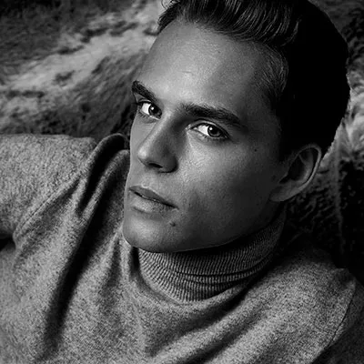 Book photo Pro#2 Portrait noir et blanc Paris — Paris — shooting professionnel — exemple 13 — aperçu
